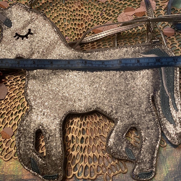 Sm Silver Glitter Unicorn Purse - Picture 4 of 7